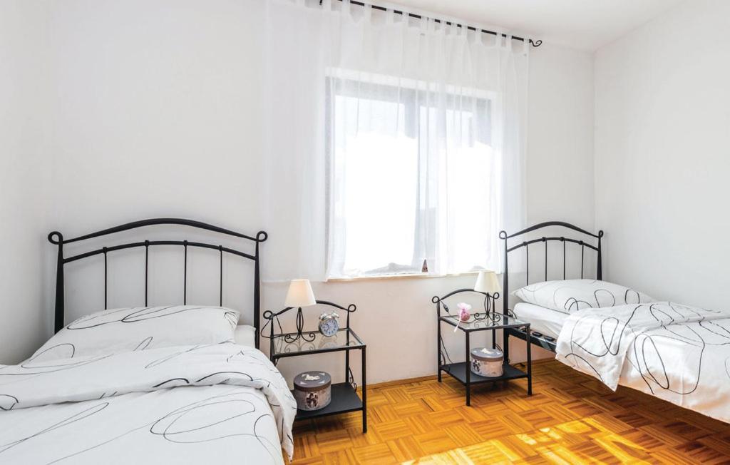 Apartman Jadranovo Luaran gambar