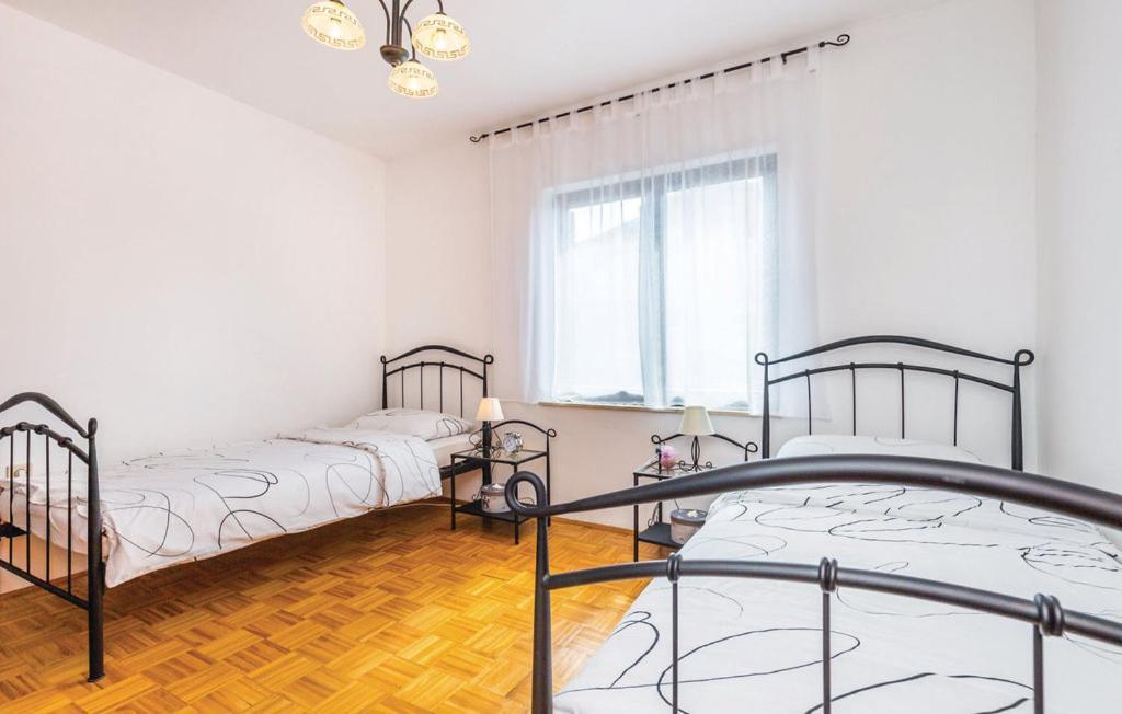 Apartman Jadranovo Luaran gambar